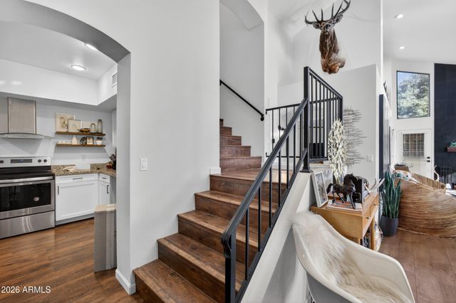 2623 N CARRIAGE Lane, Chandler, AZ 85224