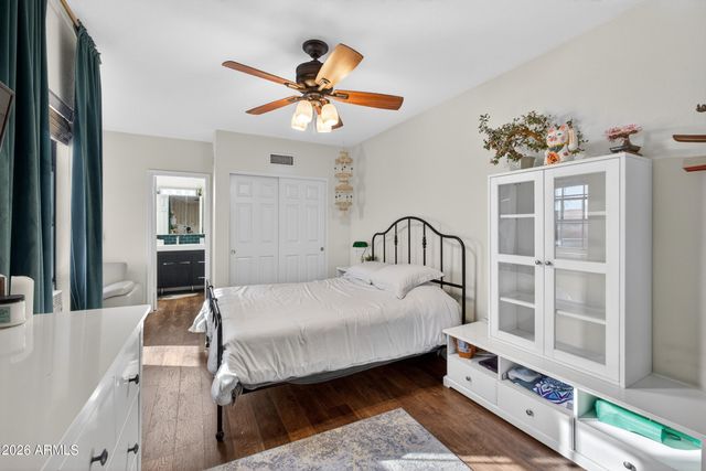 2623 N CARRIAGE Lane, Chandler, AZ 85224