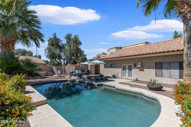 2623 N CARRIAGE Lane, Chandler, AZ 85224