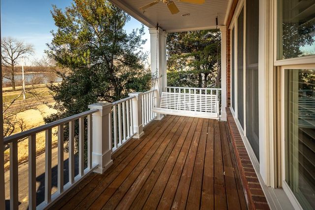 1072 ISLAND DR, Memphis, TN 38103