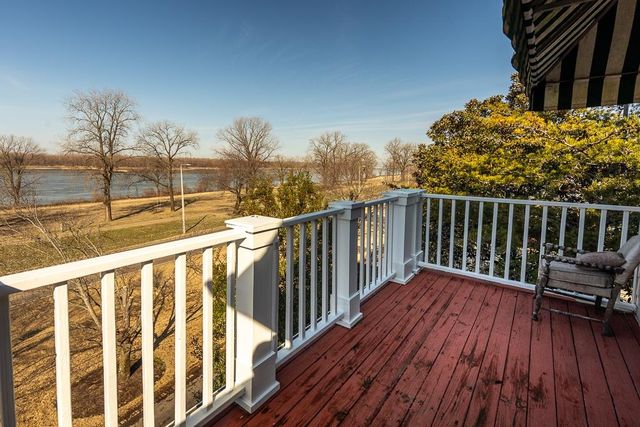 1072 ISLAND DR, Memphis, TN 38103