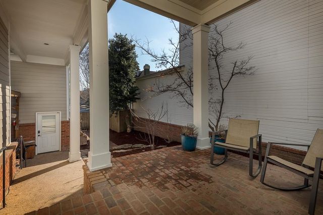 1072 ISLAND DR, Memphis, TN 38103