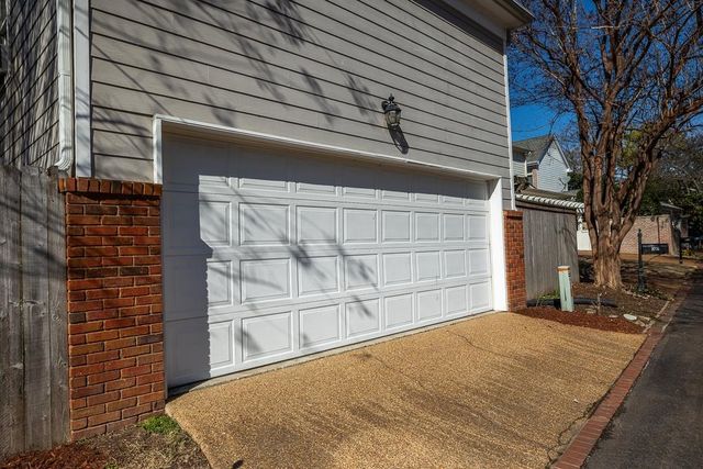 1072 ISLAND DR, Memphis, TN 38103