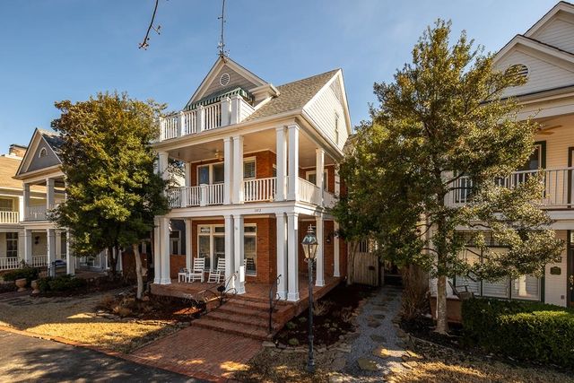 1072 ISLAND DR, Memphis, TN 38103