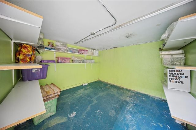 2702 W Cermak Road, Chicago, IL 60608