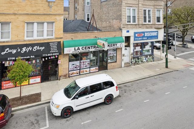 2702 W Cermak Road, Chicago, IL 60608