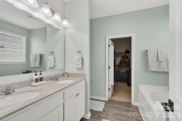 6038 Durango Way, Denver, NC 28037