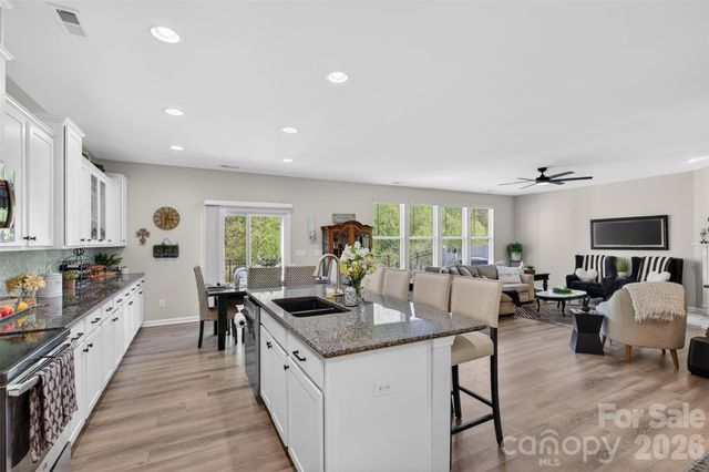 6038 Durango Way, Denver, NC 28037