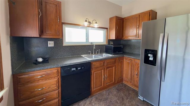 130 Elm Street, River Rouge, MI 48218