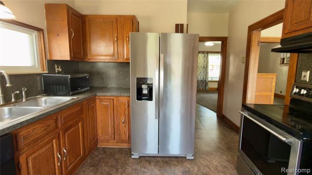 130 Elm Street, River Rouge, MI 48218
