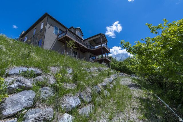 1776 S TEMPLE CT, Bountiful, UT 84010