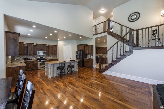 1776 S TEMPLE CT, Bountiful, UT 84010