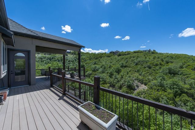 1776 S TEMPLE CT, Bountiful, UT 84010