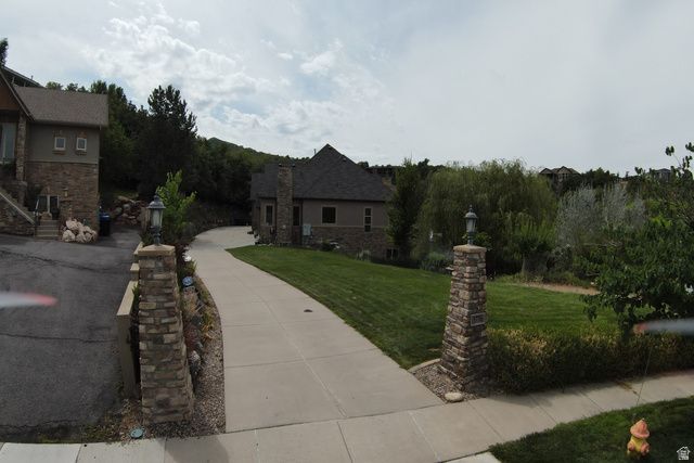 1776 S TEMPLE CT, Bountiful, UT 84010