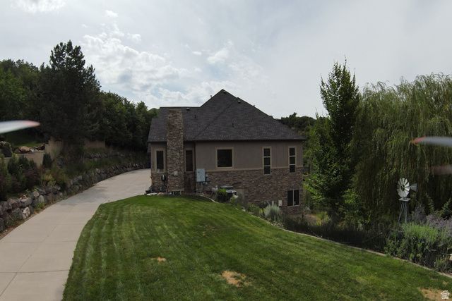 1776 S TEMPLE CT, Bountiful, UT 84010