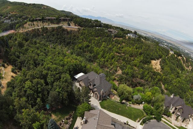 1776 S TEMPLE CT, Bountiful, UT 84010
