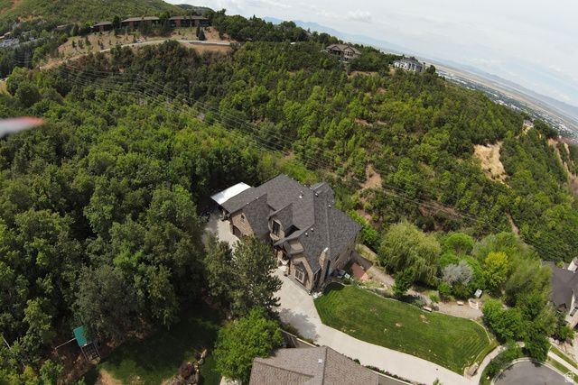 1776 S TEMPLE CT, Bountiful, UT 84010