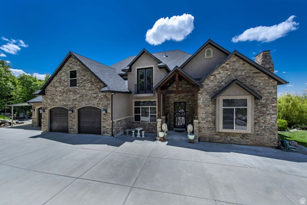 1776 S TEMPLE CT, Bountiful, UT 84010 — exterior