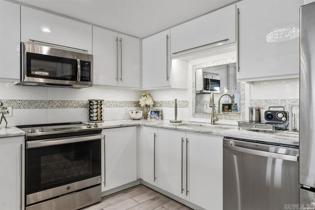 142 Lake Hamilton Dr Apt 411, Hot Springs, AR 71913