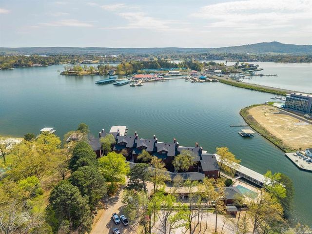 142 Lake Hamilton Dr Apt 411, Hot Springs, AR 71913