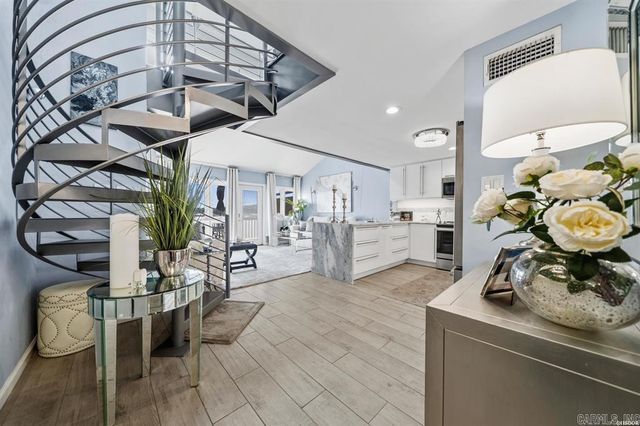 142 Lake Hamilton Dr Apt 411, Hot Springs, AR 71913