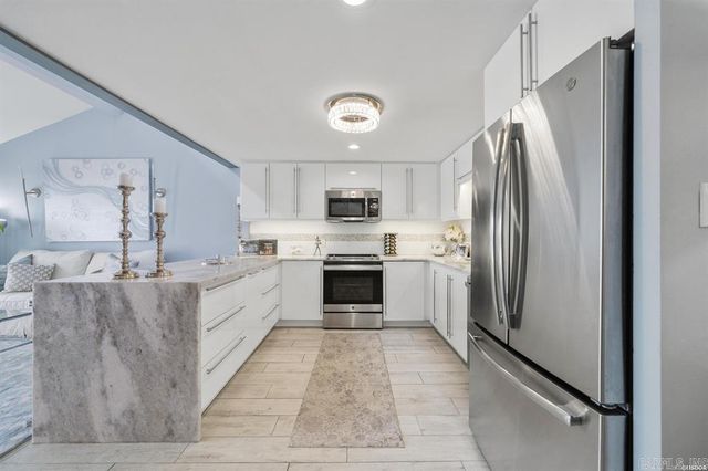 142 Lake Hamilton Dr Apt 411, Hot Springs, AR 71913