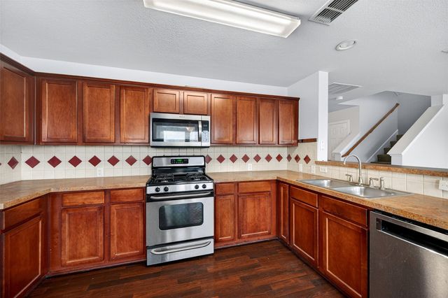 2105 Sherbrooke Court, Sherman, TX 75092