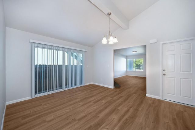 8752 Mellowdawn Way, Orangevale, CA 95662