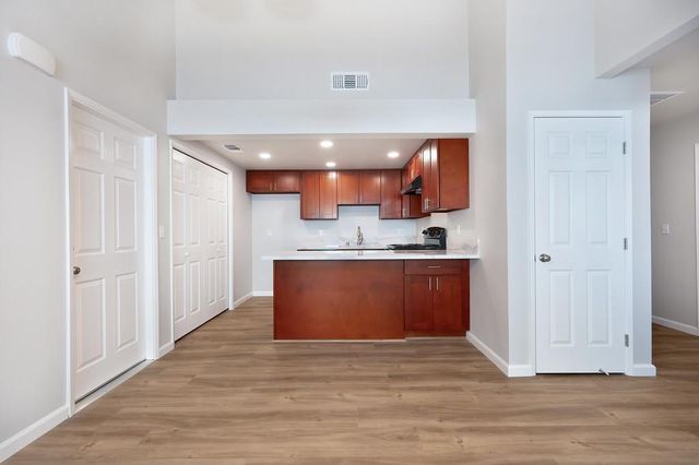 8752 Mellowdawn Way, Orangevale, CA 95662