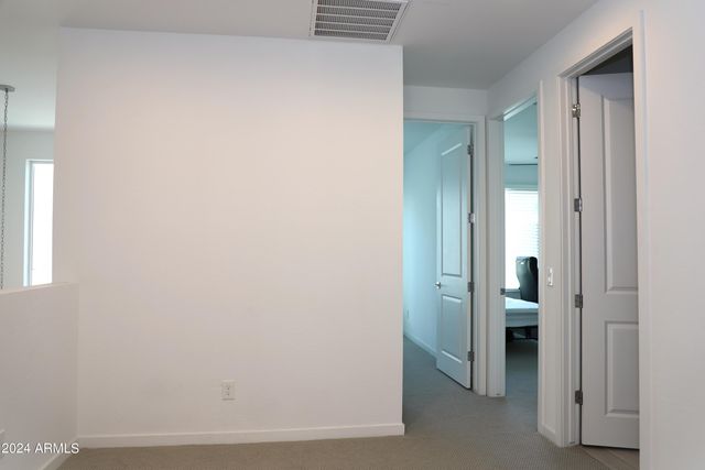 901 S SMITH Road 1059, Tempe, AZ 85281