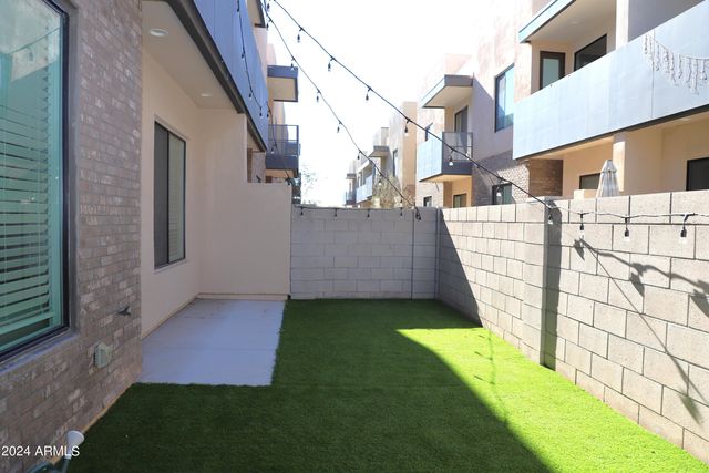 901 S SMITH Road 1059, Tempe, AZ 85281