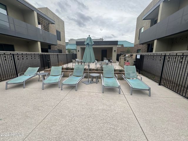 901 S SMITH Road 1059, Tempe, AZ 85281
