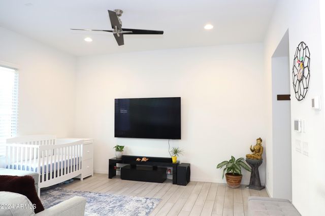 901 S SMITH Road 1059, Tempe, AZ 85281