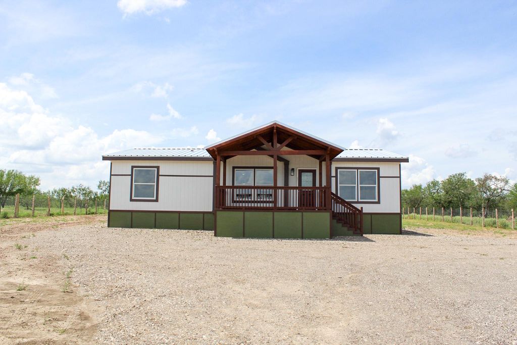 120 Blue Quail ST, Dale, TX 78616