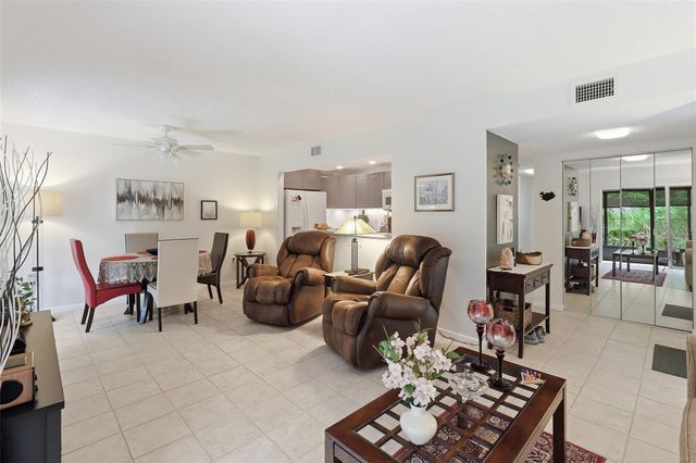 130 JASMINE WOODS COURT 7C, Deltona, FL 32725