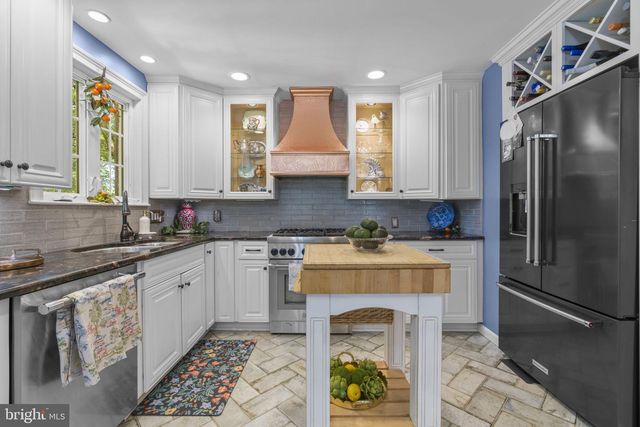 9105 DUNLOGGIN RD, Ellicott City, MD 21042
