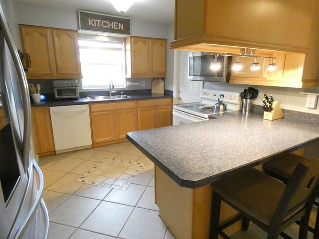 7211 TARRYTOWN DRIVE, Spring Hill, FL 34606