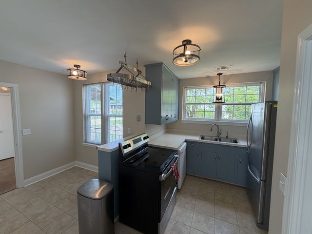 1921 Castleman Dr Unit A, Nashville, TN 37215