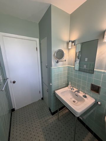 1921 Castleman Dr Unit A, Nashville, TN 37215