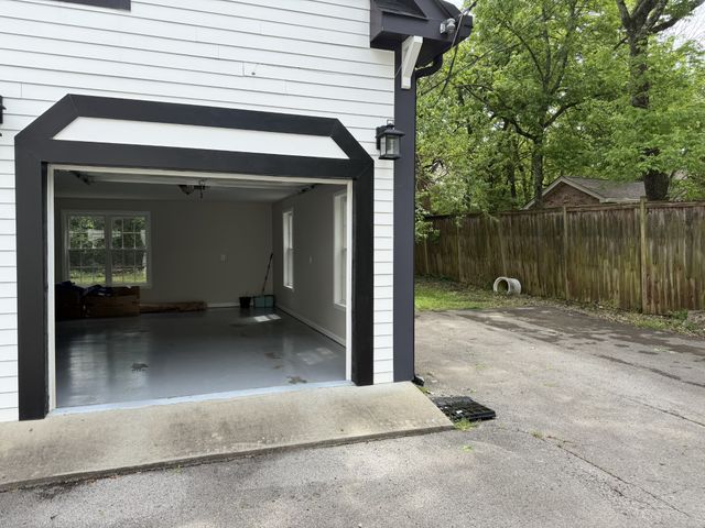 1921 Castleman Dr Unit A, Nashville, TN 37215
