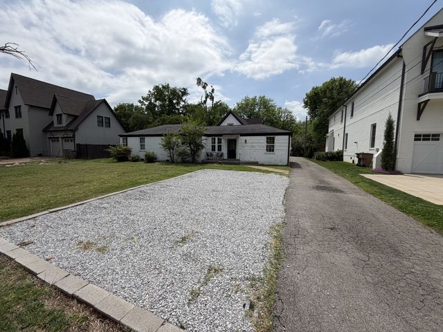 1921 Castleman Dr Unit A, Nashville, TN 37215