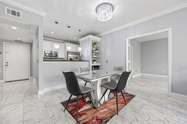 2203 Dorrington Street 207, Houston, TX 77030