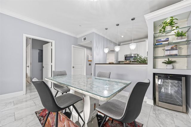 2203 Dorrington Street 207, Houston, TX 77030