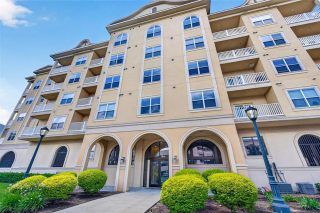 2203 Dorrington Street 207, Houston, TX 77030