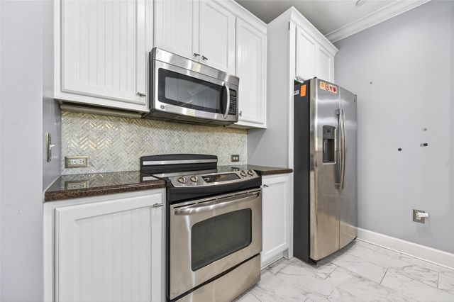 2203 Dorrington Street 207, Houston, TX 77030