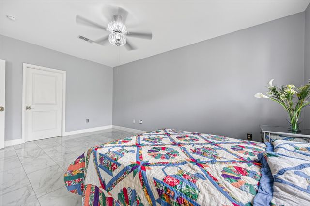 2203 Dorrington Street 207, Houston, TX 77030