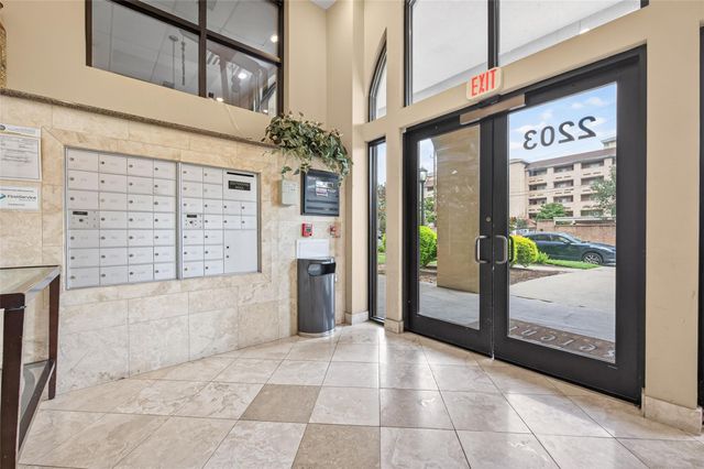 2203 Dorrington Street 207, Houston, TX 77030