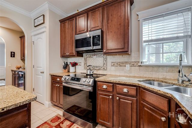 23 Macbeth Court N, Richmond Hill, GA 31324