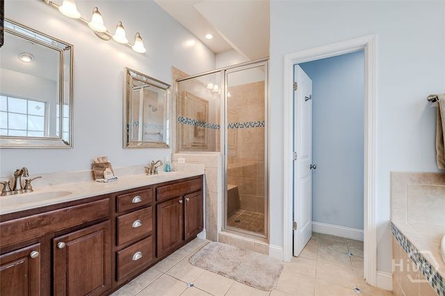 23 Macbeth Court N, Richmond Hill, GA 31324