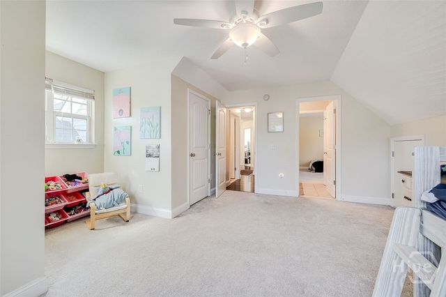 23 Macbeth Court N, Richmond Hill, GA 31324